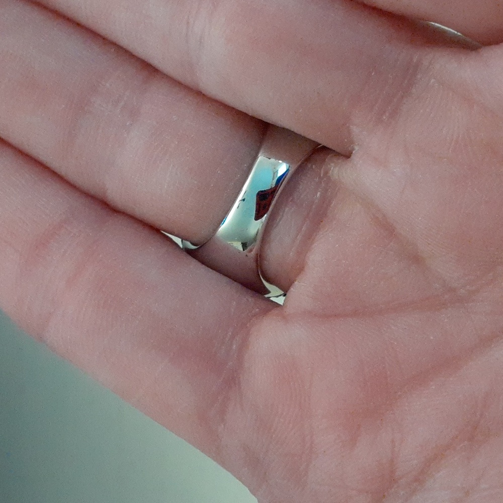 BLACK SPINEL DOME RING - Picture 4 of 7